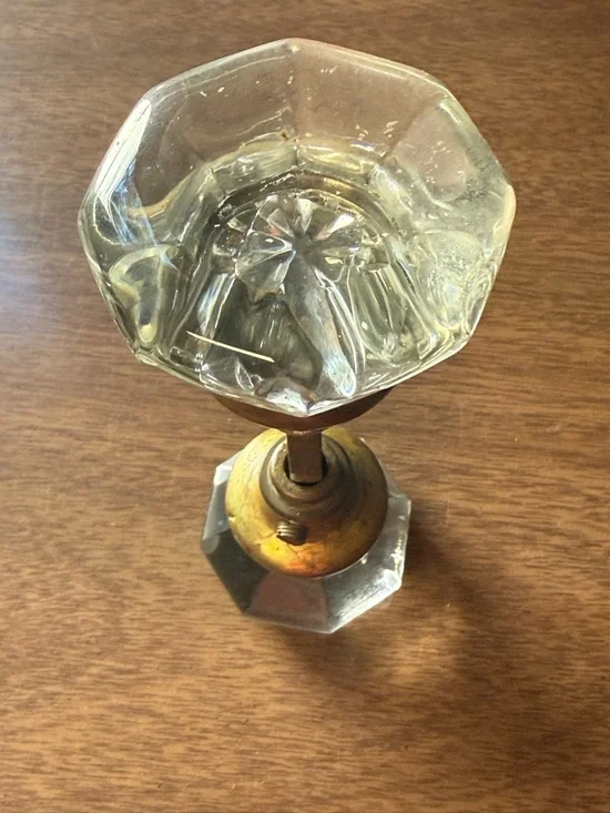 Vintage Clear Glass Door Knob Set with Brass Hardware - Picture 5 of 5